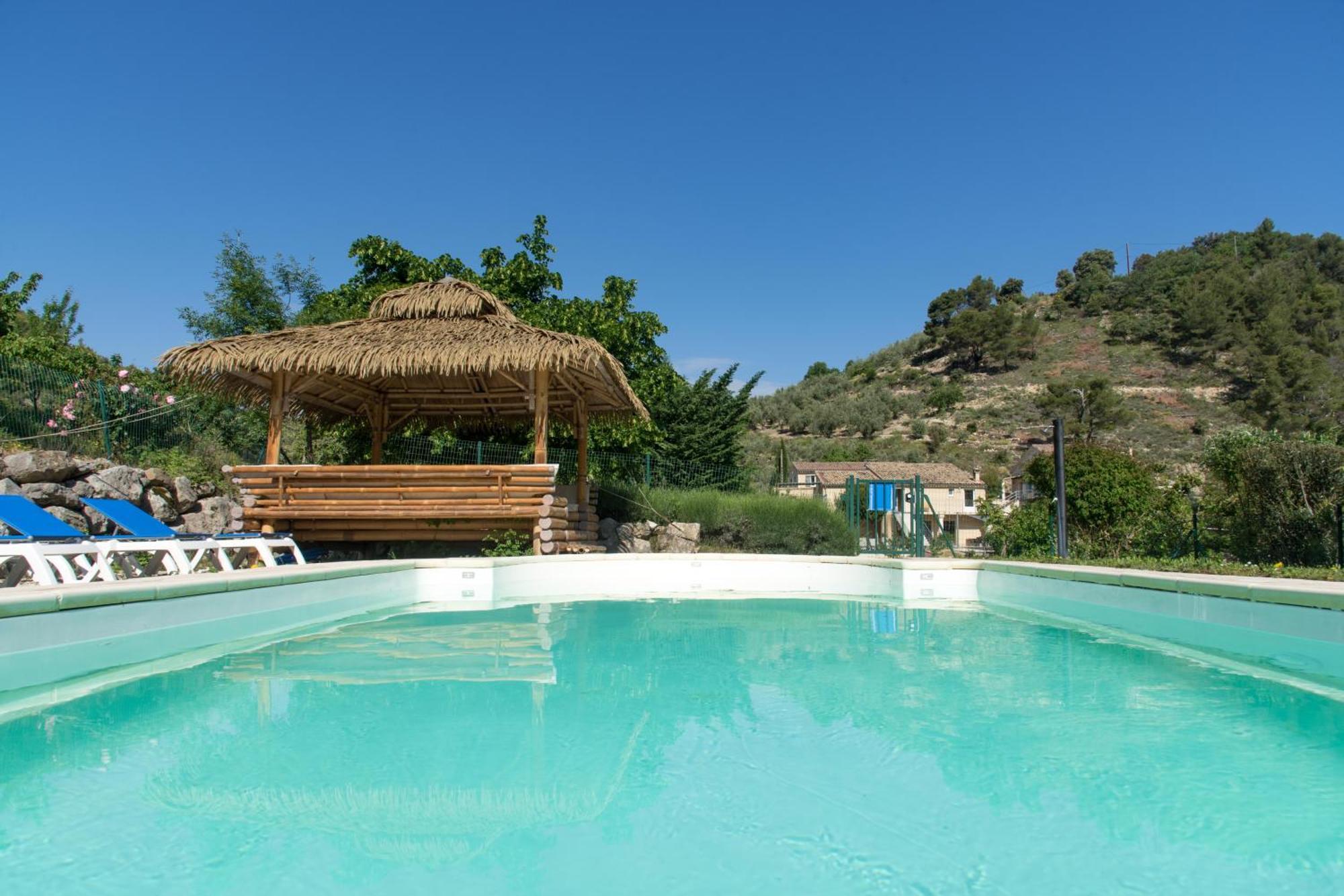 Hotel Domaine Saint Julien Buis-les-Baronnies Esterno foto