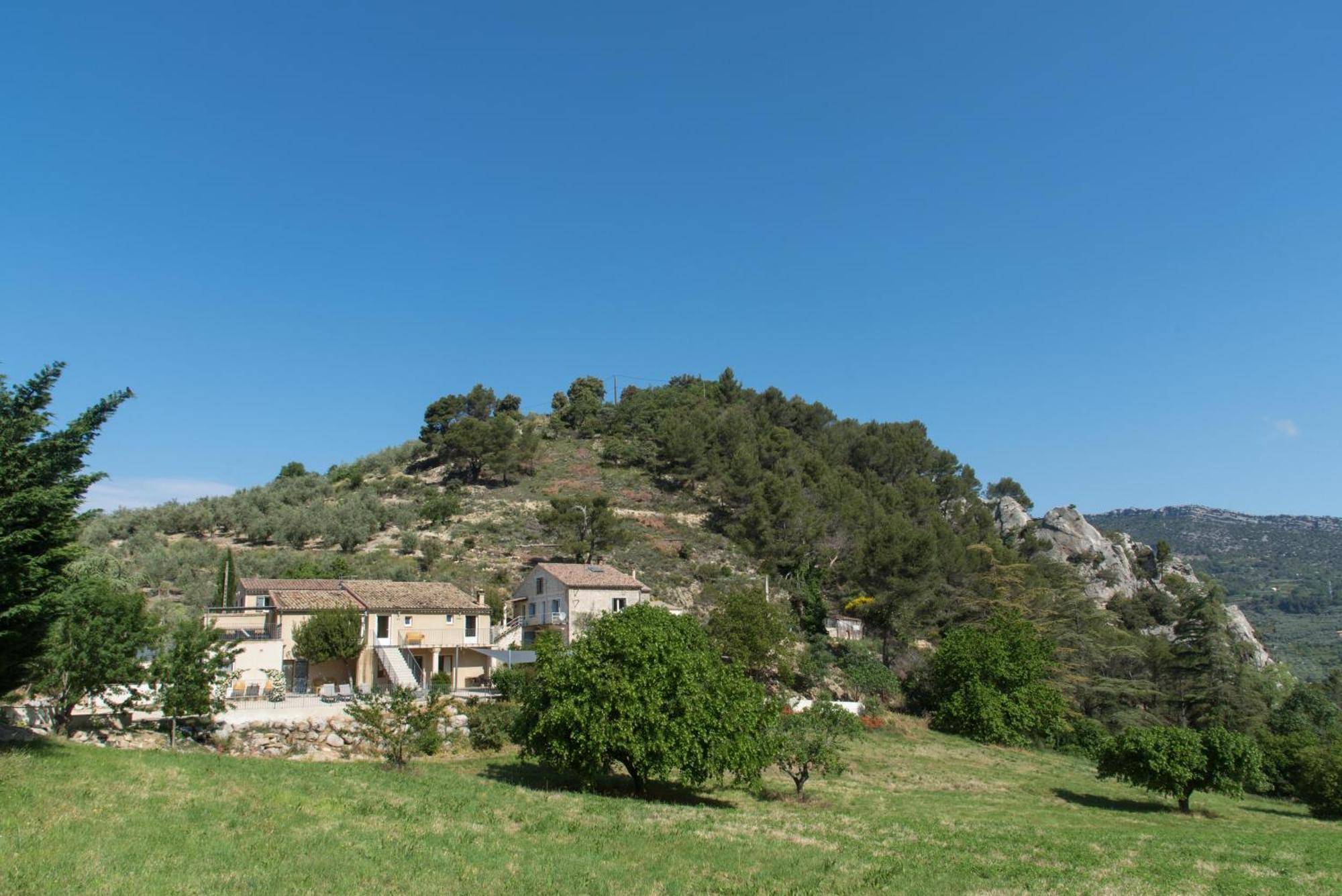 Hotel Domaine Saint Julien Buis-les-Baronnies Esterno foto
